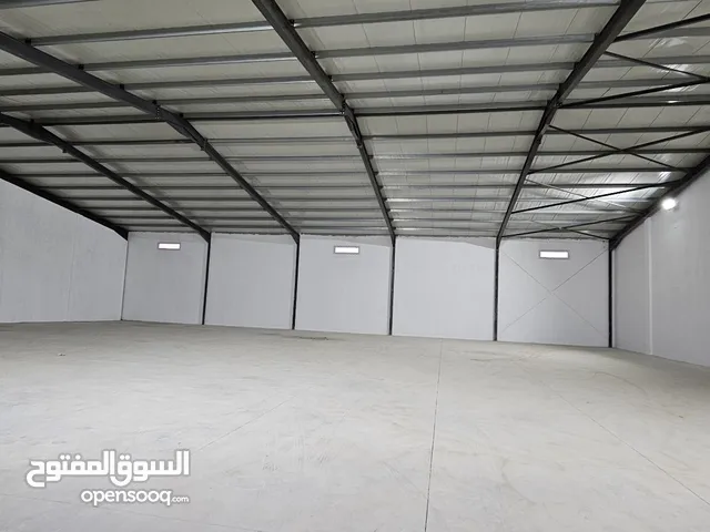 عدد 2 هناقر ساندوتش للإيجار مع بعض في مصراتة الغيران قرب سيمافرو الخروبة