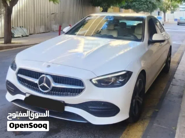 2022 مرسيدس بنز الفئة-C C 180