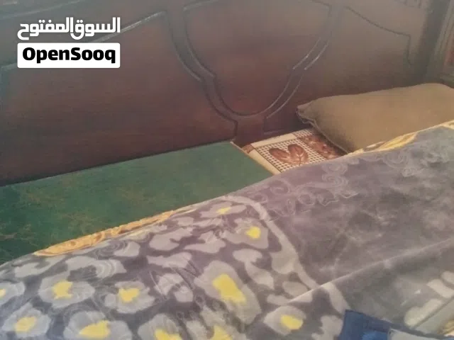 غرفة نوم مستعملة للبيع غرفة نظيفة على التركيب والنوم على طول الله يهنى صاحب النصيب