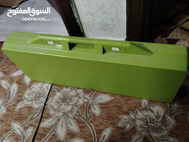 طاوله شو هالحال مع اربع كراسي بحاله جديده