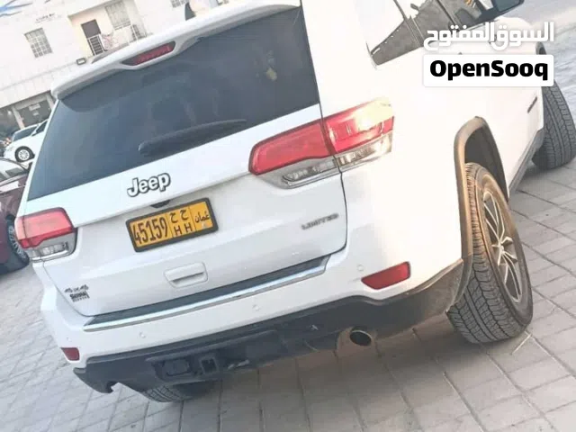 Used Jeep Grand Cherokee in Dhofar
