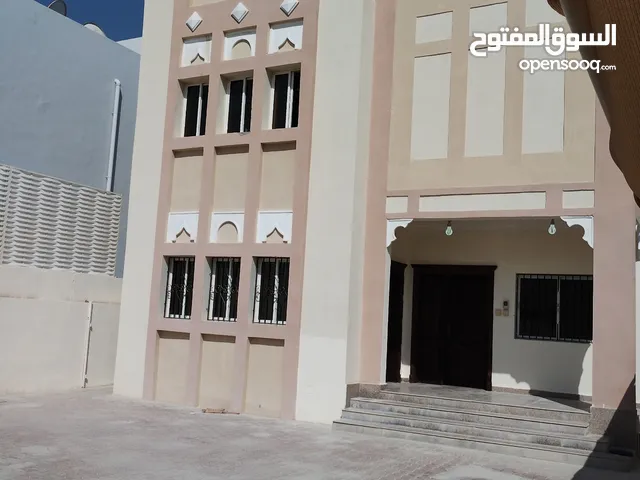 400 m2 Studio Villa for Rent in Doha Al Gharrafa