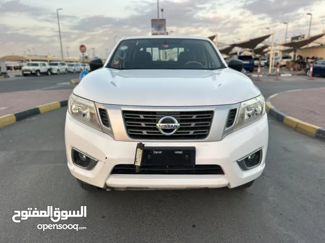 نيسان نافارا موديل 2019 دبل كبينه جير عادي 4X4