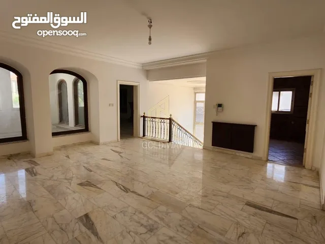 1350 m2 4 Bedrooms Villa for Sale in Amman Abdoun