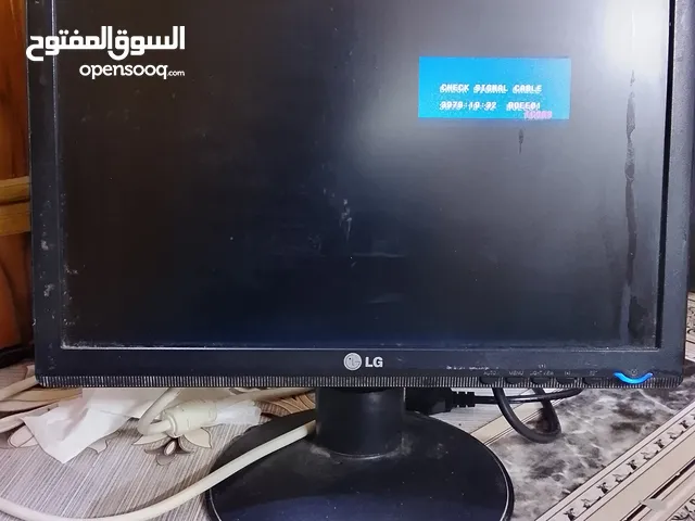 17" LG monitors for sale  in Baghdad