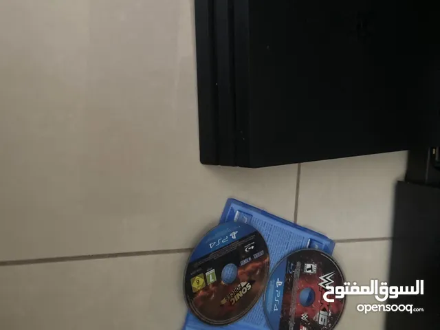 Ps4 pro with 4 disks in abudhabi..............................................