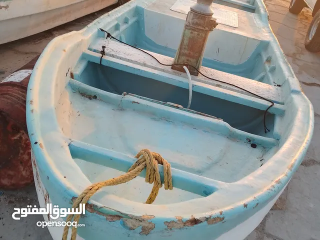 قارب ياماها قديم للبيع