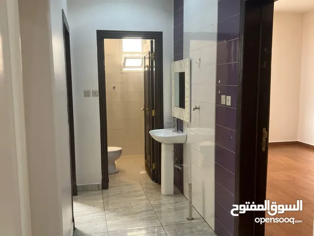 175 m2 3 Bedrooms Apartments for Rent in Al Riyadh An Narjis