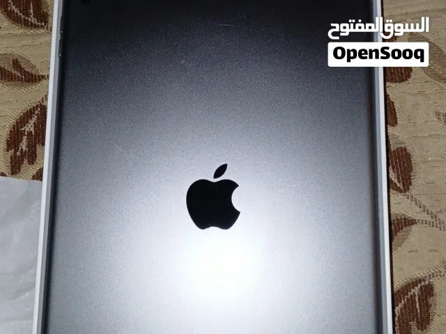 Apple iPad (9th generation) موديل A2602 فالحجم تبعه هيك: حجم الشاشة: 10.2 إنش الأبعاد: تقريباً 25.0
