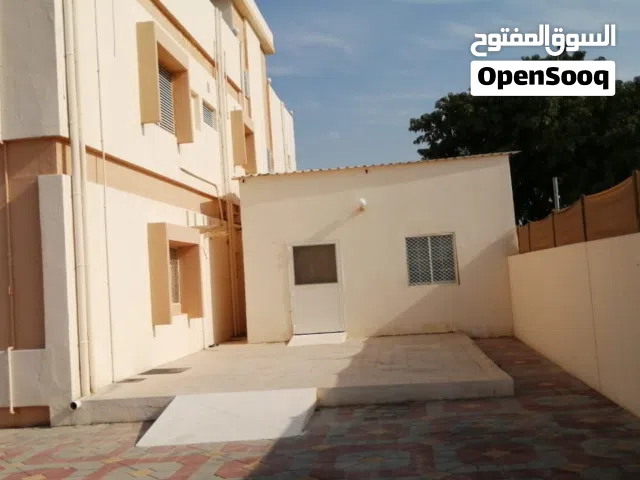 10000 ft² More than 6 bedrooms Villa for Rent in Um Al Quwain Al Raas