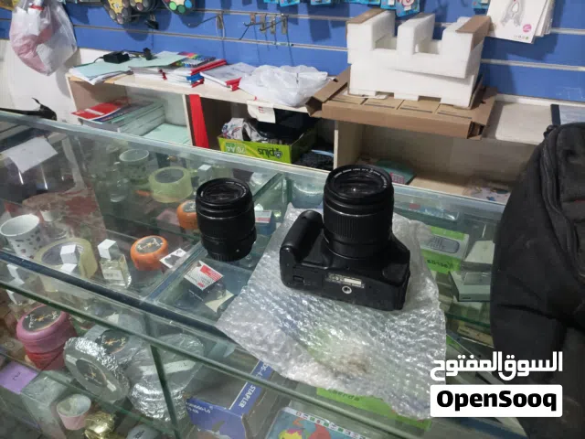 كيمرة كانون( D600)معا عدسه اضافيه مستخدم نضيف شبه جديد 200دولار قابل لتفاوض