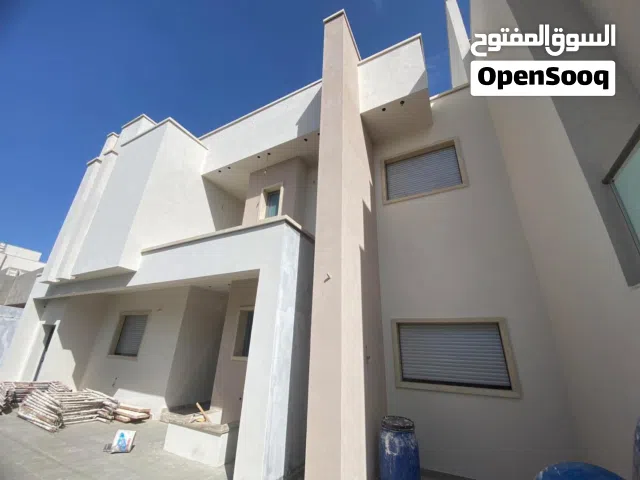 650 m2 More than 6 bedrooms Townhouse for Rent in Tripoli Other