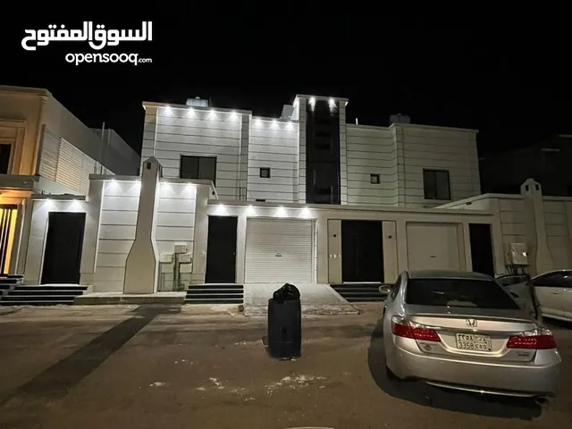 280 m2 More than 6 bedrooms Villa for Rent in Tabuk Al Masif