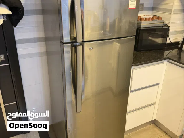 LG refrigerator top freezer