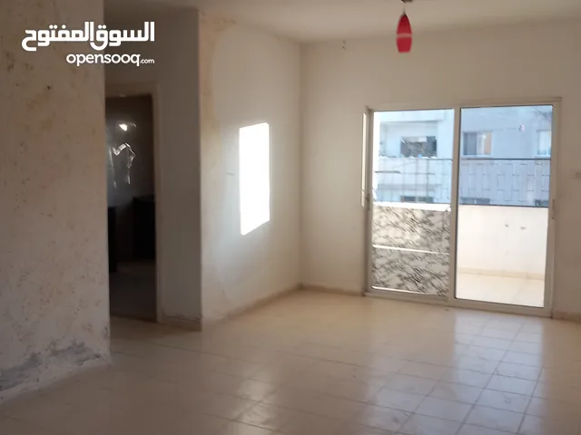 96 m2 3 Bedrooms Apartments for Rent in Madaba Al-Fayha'