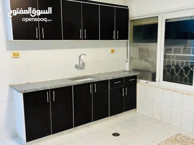 شقة للايجار منطقة قرس مع ارنونة