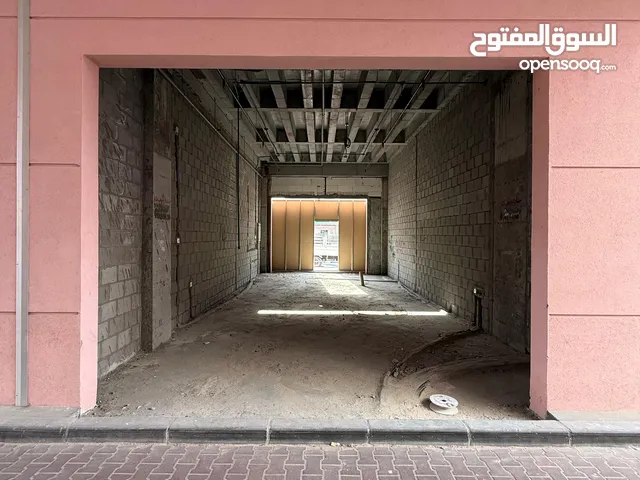 محل للايجار في موقع حيوي في الشويخ الصناعية - من المالك مباشرة بدون خلو او عمولة