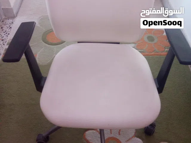 كرسي مكتب إيطالي شبة جديد