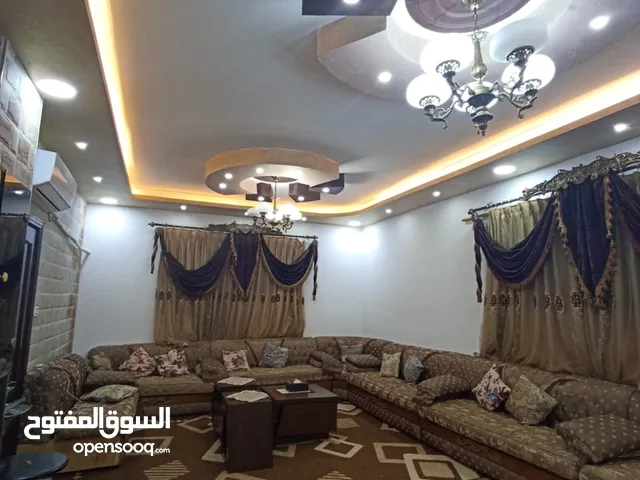 190 m2 3 Bedrooms Apartments for Sale in Irbid Al Hay Al Sharqy