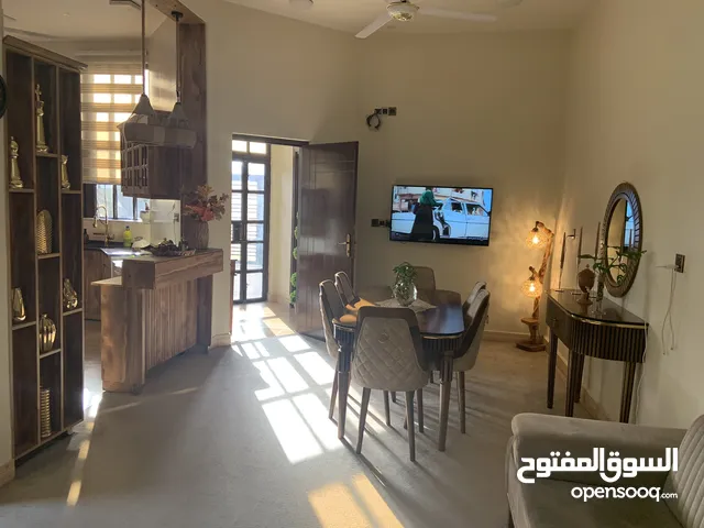 300 m2 5 Bedrooms Townhouse for Sale in Basra Dur Al-Qoudah