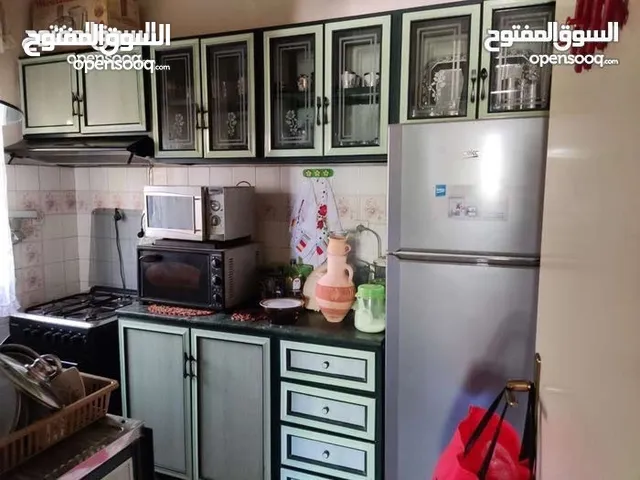 شقة في الفرناج الطبي الدور الأول مفروشة بالكامل وبكامل الاجهزه الكهربائية