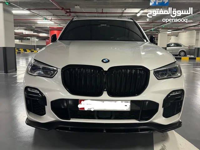 BMW X5 موديل 2019 خليجي صبغ الوكاله مالك اول مفتاحين