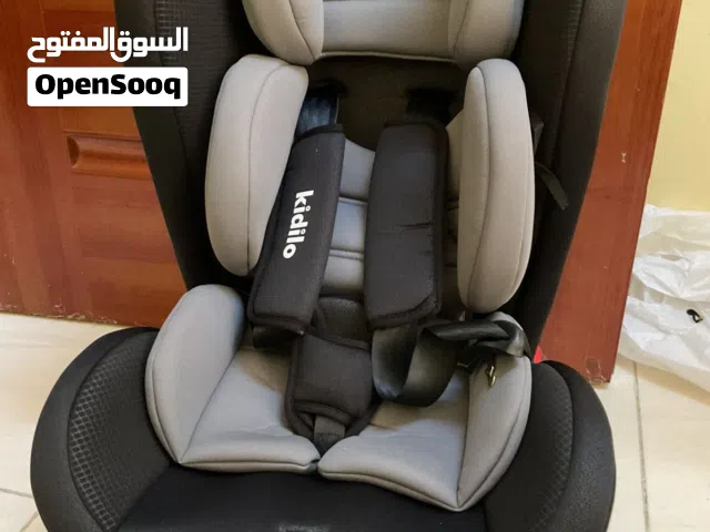 كرسي سيارة مستعمل مرة واحدة فقط