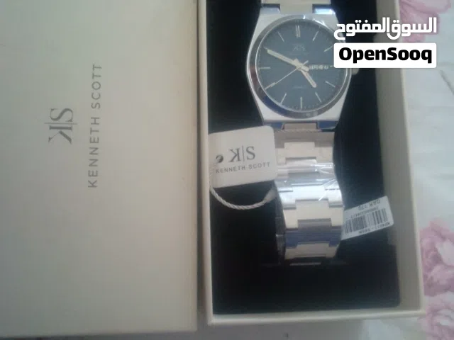 ساعه جديده من قطر مش ملموسه وضد الماء
