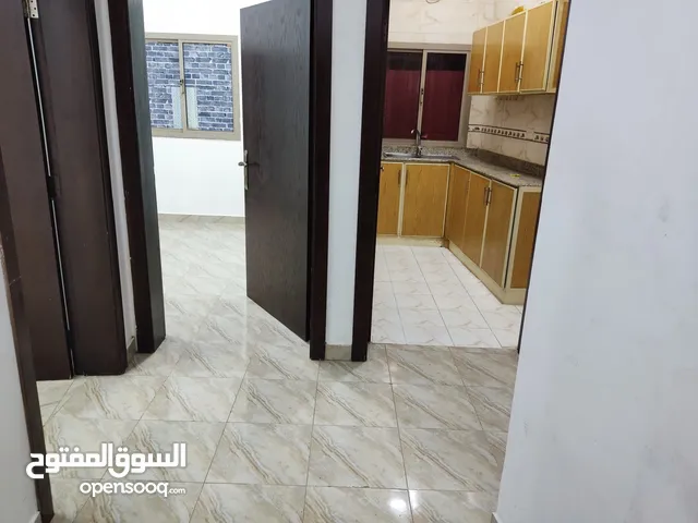 2 Bed Room for rent near Bahrain Plaza
