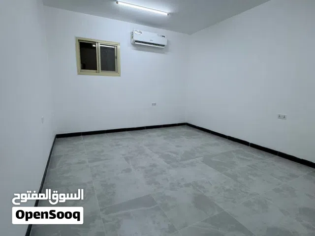 1 m2 Studio Apartments for Rent in Al Ain Zakher