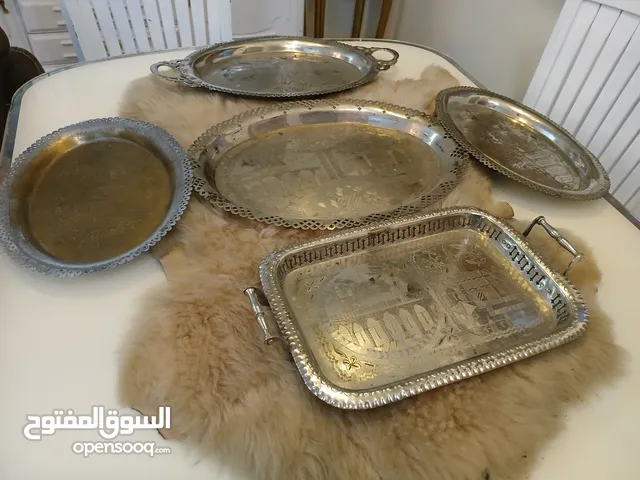 مجموعة صواني نحاس قديمة