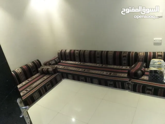 جلسة عربية 4طوال كل وحدة طولها 4متر