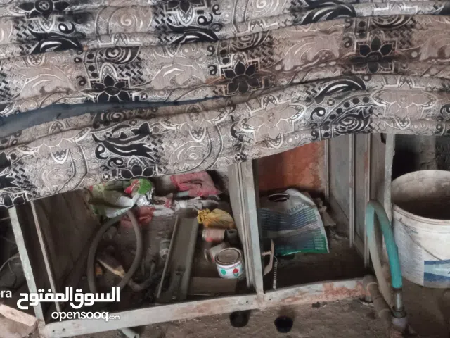 فرش مجلس ودولاب