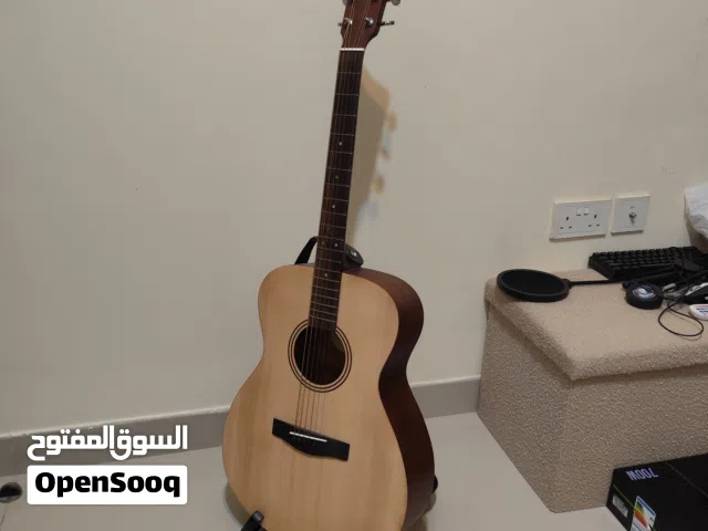 Yamaha fs400 acoustic guitar