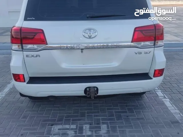 Used Toyota Land Cruiser in Abu Dhabi