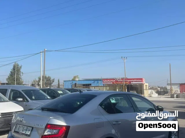 2018 سكودا اوكتافيا Standard