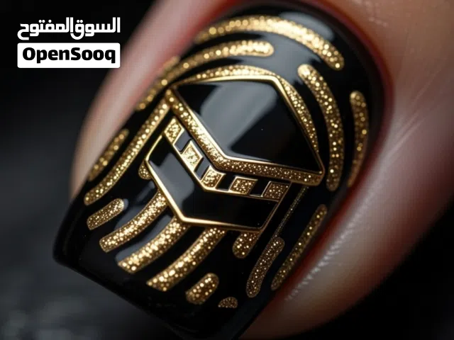 تعلّمي فنون العناية بالأظافر، واليدين والقدمين، والبشرة، والمكياج بطريقة عملية واحترافية