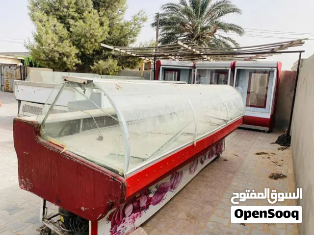 تلاجه عارض استعمال نضيف