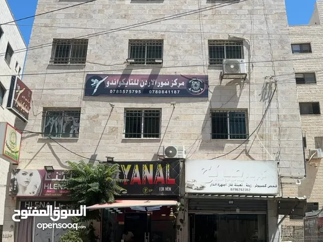 شقة طابق ثالث مقسمة ل 3غرف وصالة تصلح  كمركز تعليمي أو دار للقرآن