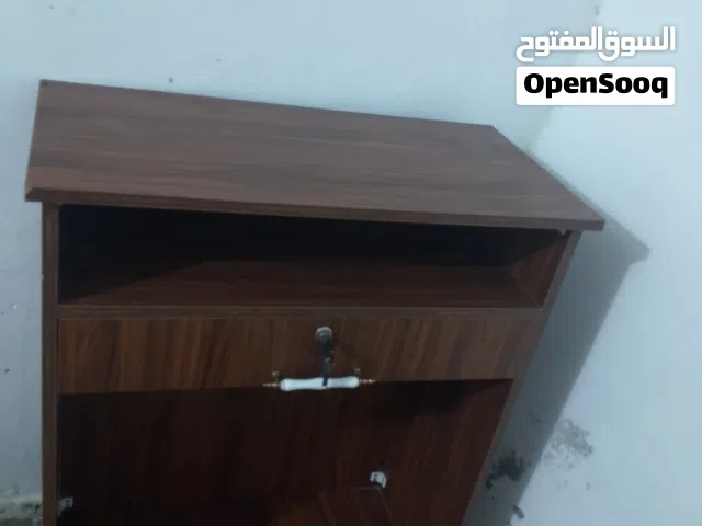 طاولة قاصة للبيع