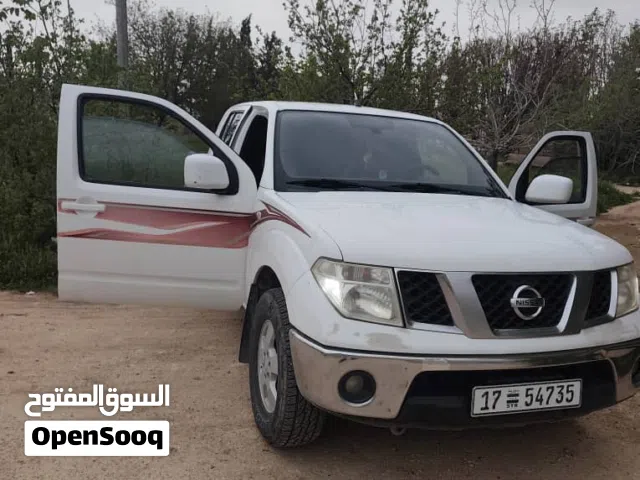 نيسان نافارا