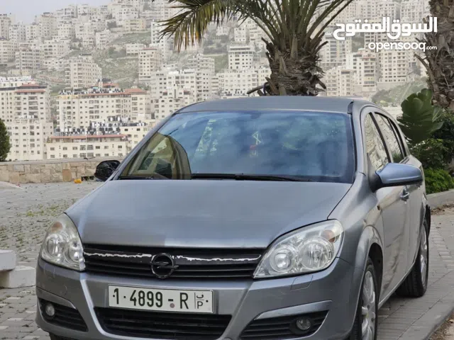 اوبل استرا 2006 بالرخصه جير عادي ماطور 1600 فحص نظيف و دفع كااش