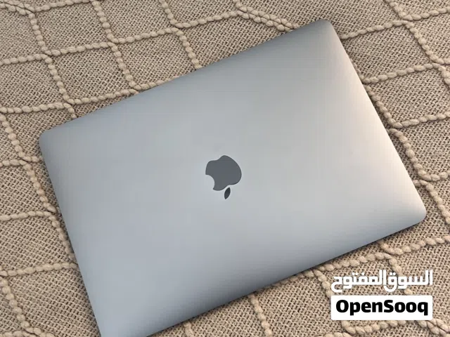 MacBook Pro M2 – شاشة 13 إنش – 2022 عمان ، ام قصير