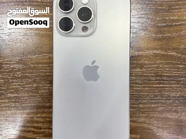 iPhone 15 pro max  256gb Maximum capacity 88%