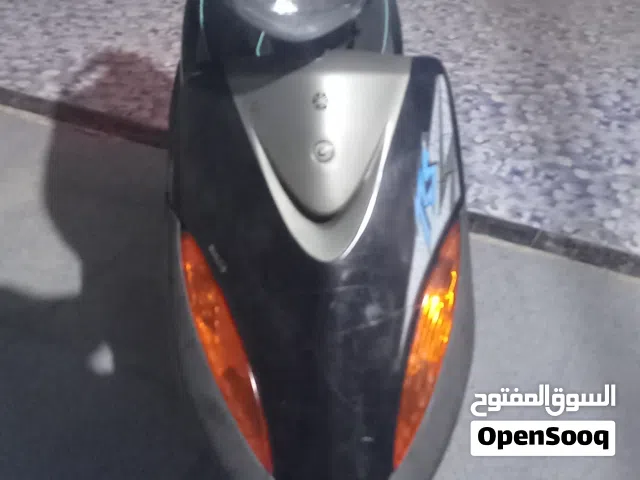 2005 ياماها XMAX