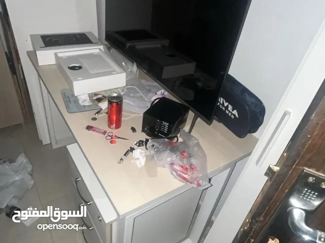 تلفاز للبيع شغال