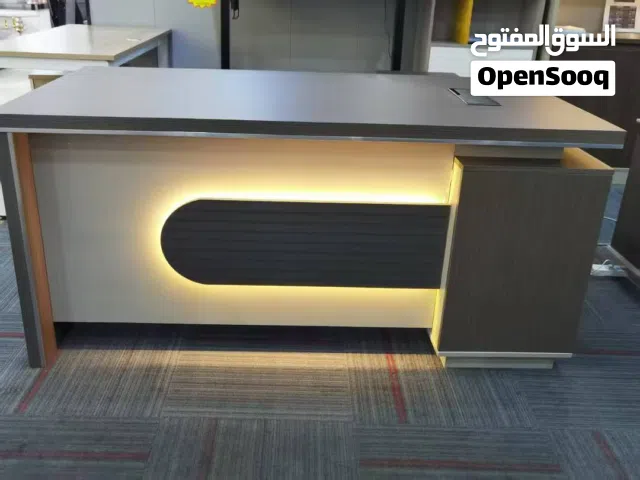 مكاتب موردن مختصون في تجهيز الشركات والموسسات من اثاثات حديثه وفخمه وتشطيب مواقع الشركات من البدايه.