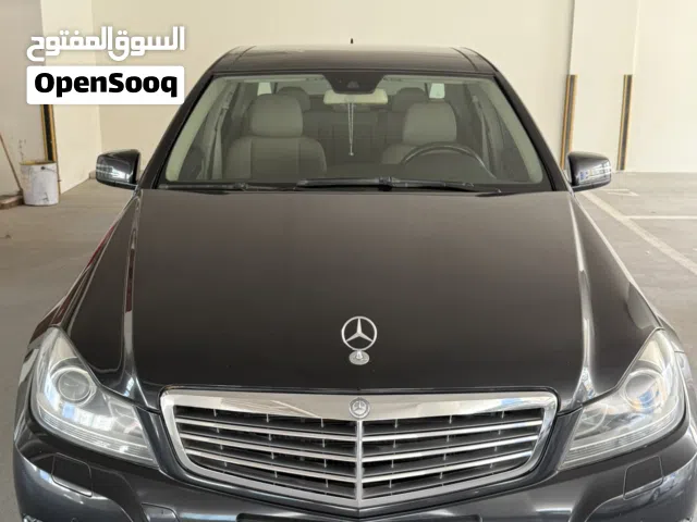 Mercedes Benz 2012 in excellent condition with low mileage Full Options