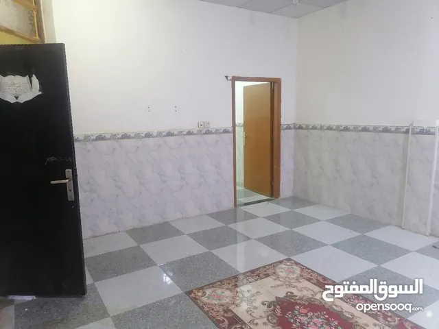 100m2 2 Bedrooms Apartments for Rent in Basra Qibla