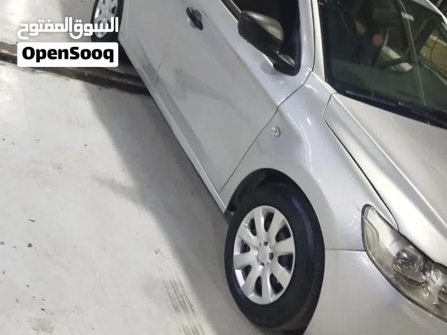 2014 بيجو 301 Standard